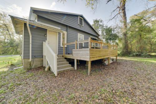 Cozy Thomasville Cottage - Walk to Downtown! in توماسفيل