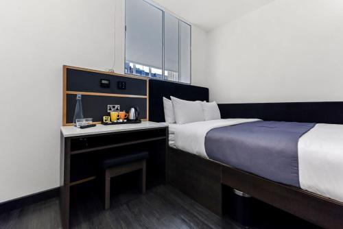 The Z Hotel Strand - image 4
