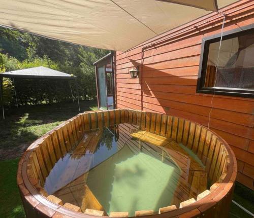 Amplia casa para 8 personas con tinaja a 7 minutos de Pucon centro