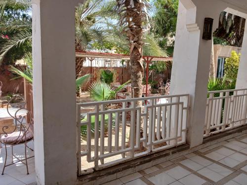 Bahçe, Auberge Triskell in Nuakşot