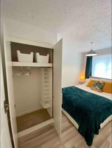 Kingmaker House, Free Driveway Parking and Garden! Fully Equipped, Sleeps 5 Guests, Northampton (Foto 7)