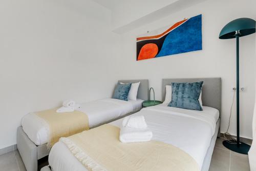 Astra 2-BR apartment in Athens - image 7