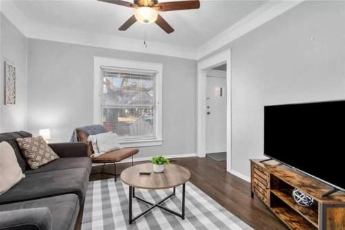 The Twin Bells!!! Rent Two Homes Side by Side, Kansas City (foto 4)