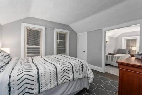 The Twin Bells!!! Rent Two Homes Side by Side, Kansas City (foto 8)