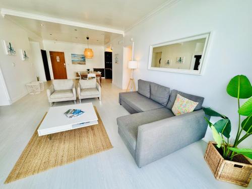 Miami Hollywood Incredible 2 Bedroom 2 Bathroom 005-22bmar in Hollywood, USA