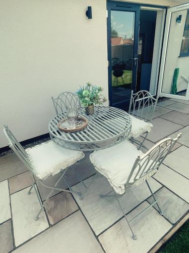 Living Like a Local at Dotties Living Like a Local at Dotties