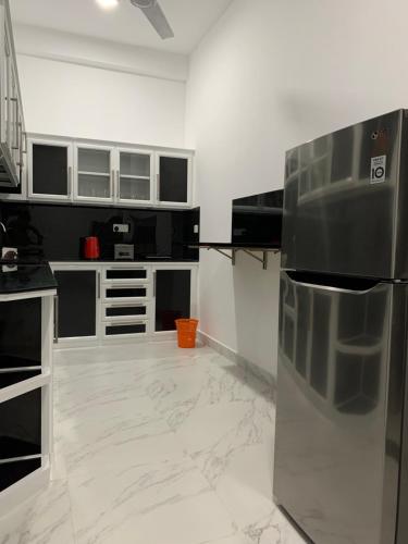 레스토랑, CHERN MATARA Guest House in 왈가마
