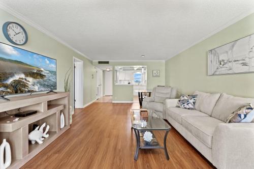 Sea Towers 704 1BD 1.5BA in Bay Pines, USA