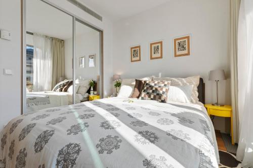 Escape riverfront 2 bedroom with balcony, Bratislava (fotografie 5)