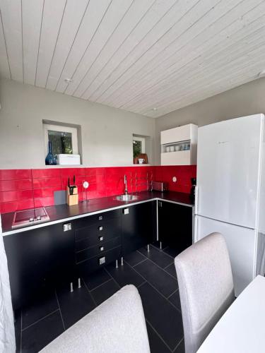 Konyha, Gästhus i naturskönt läge (Gasthus i naturskont lage) in Genarp