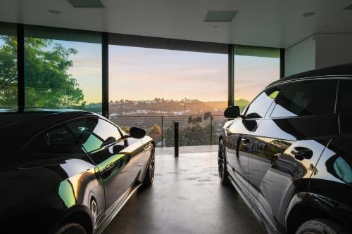 Architectural Masterpiece With Panoramic Views in Los Angeles, USA