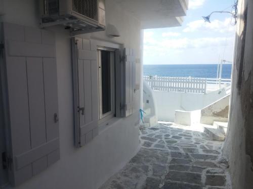  Portes View House in Parikia