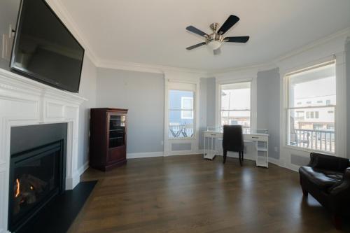 Beautiful Beach House Sea Bright Nj in Sea Bright, USA