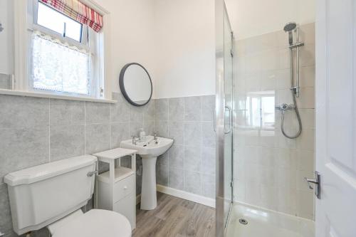 Trevarner Guest House - image 5