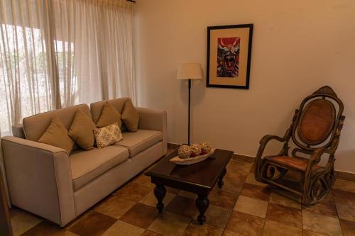 2 bedrooms, 4 beds