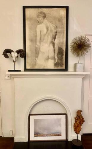 Designer 2 Bedroom Apt Beverly Hills-Rodeo Drive in Los Angeles, USA