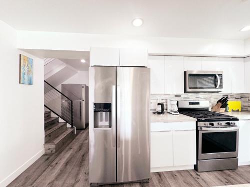 Cozy 3 BR Townhouse with Balcony, Los Angeles (fotografie 5)