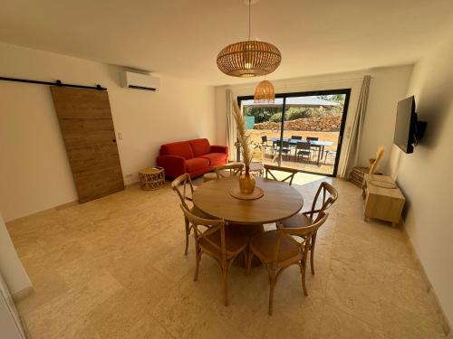 Villa roche blanche 2 in La Verdiere