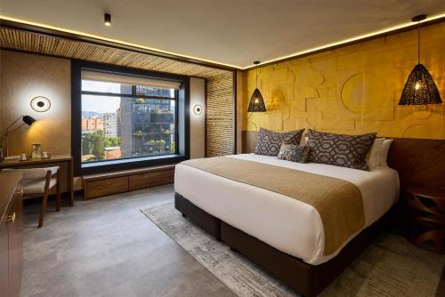 Golden Valley Hotel