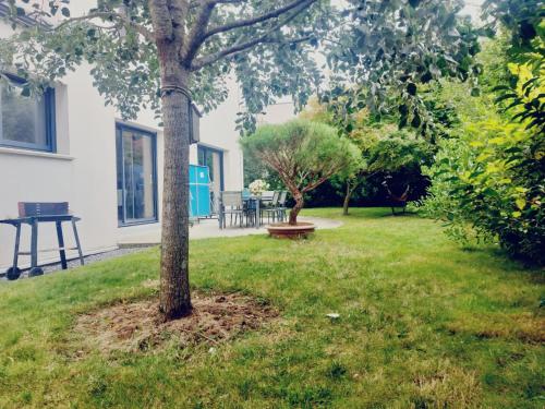 Maison de vacances spacieuse et lumineuse, proche Nantes et mer in แทรลิเย