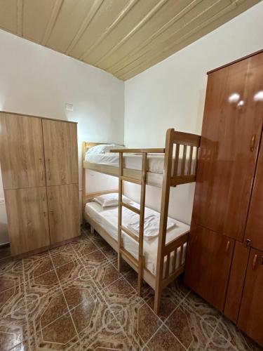 Tirana Lemon Breeze Hostel, Tirana (Foto 9)
