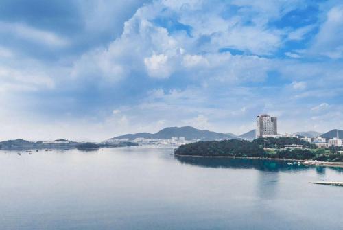 Exterior view, Ramada Plaza by Wyndham Dolsan Yeosu (Korea Quality) in Yeosu-si