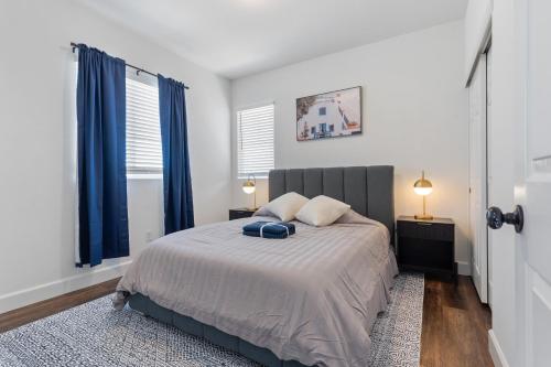 Modern and Spacious Home Modern and Spacious Home