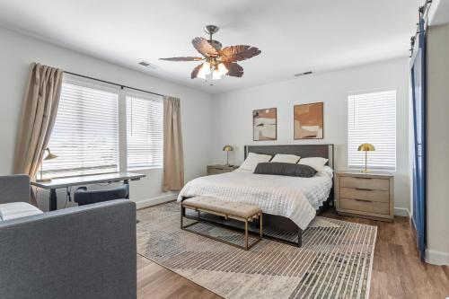 Modern and Spacious Home Modern and Spacious Home