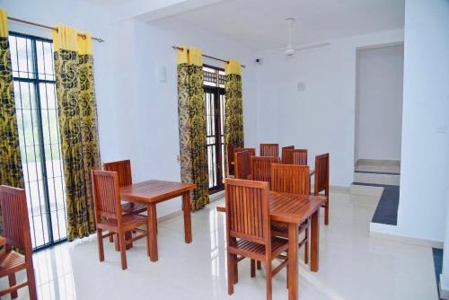 The White House Resort in Wellawaya