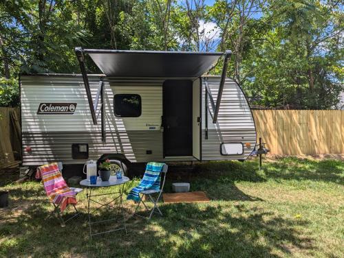 Cozy Camper RV in Statesville in Statesville, USA