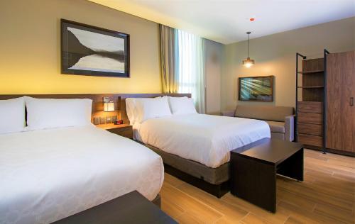 Staybridge Suites - Guadalajara Novena by IHG