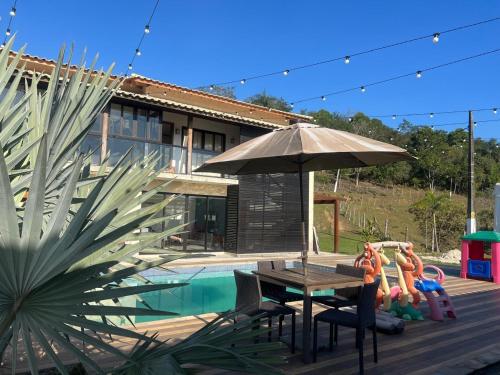 Úszómedence, Fazenda Monte Esperança (Fazenda Monte Esperanca) in Guapimirim