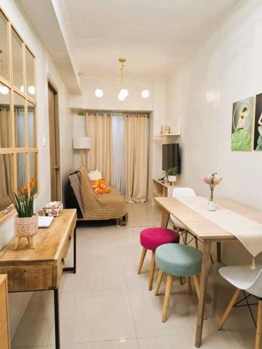 Comfy Condo Near NAIA Airport