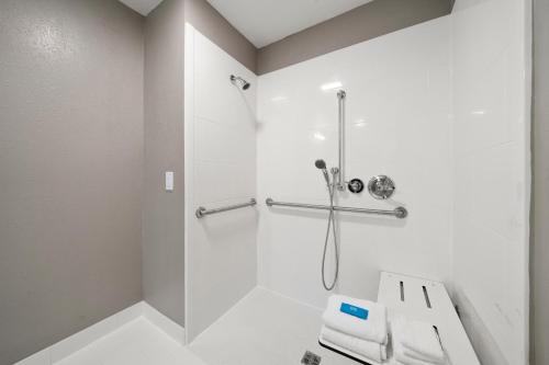 Southern Suites Columbus - image 13