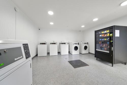 Southern Suites Columbus - image 5