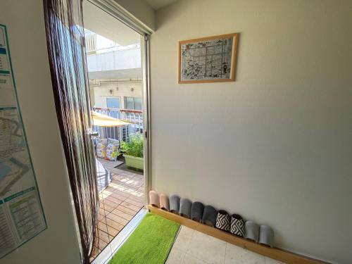 One-Bedroom Apartment image 7