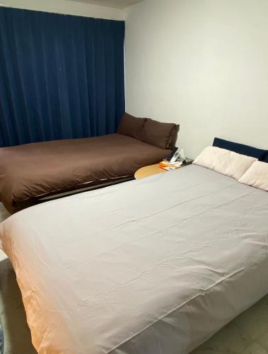 One-Bedroom Apartment image 2