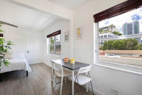 B06 5 min from beach studio Midtown in Miami, USA