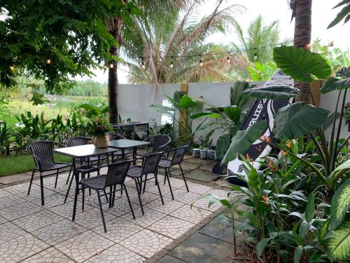 Laoxao Lakeview Homestay - 편의 시설/서비스