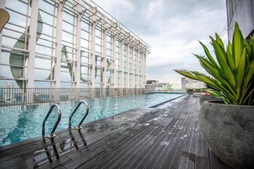 High Floor Suasana Suites 5 in JB City with WiFi near JB Sentral Railway Station