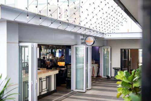 High Floor Suasana Suites 5 in JB City with WiFi near JB Sentral Railway Station
