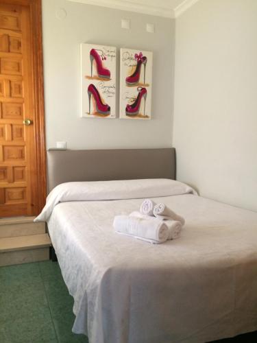 Hostal Acemar - image 7