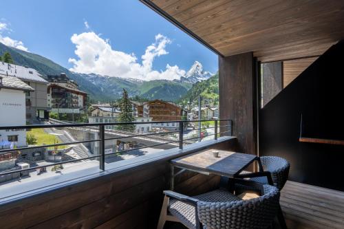 Twin room, deluxe, with views, balcony