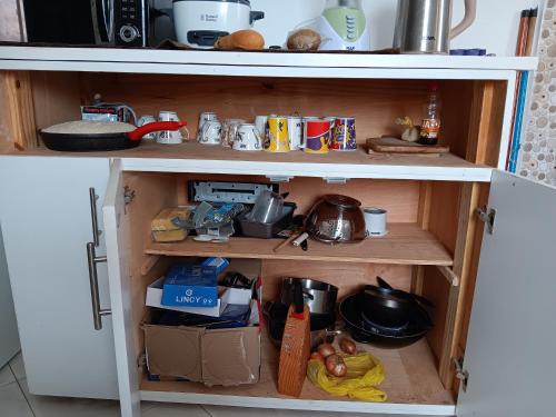 3 bedroom, free Wi-fi, Aircon & Hot water in Tujereng