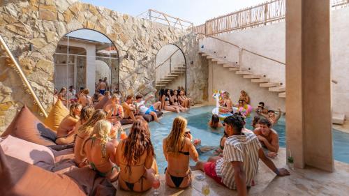 Atlas Gili Party Hostel in לומבוק