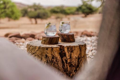 Ai Aiba - The Rock Painting Lodge Ai Aiba - The Rock Painting Lodge