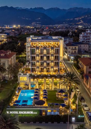 Hotel Excelsior in 54100 Marina di Massa