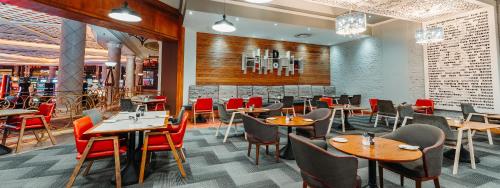 Restaurant, Silverstar Hotel in Krugersdorp