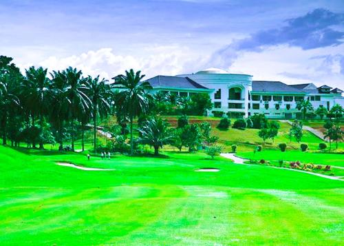 Surrounding environment, Bukit Beruntung Business Hotel near Pasar Malam Bukit Sentosa Night Market