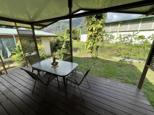 Létesítmények, Fare To'erau & Mara'amu in Papetoai